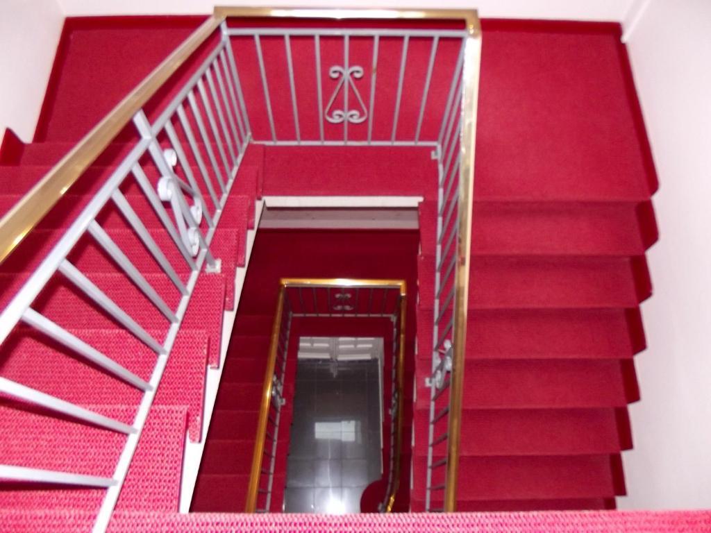 Hotel Robinson Auch Εξωτερικό φωτογραφία