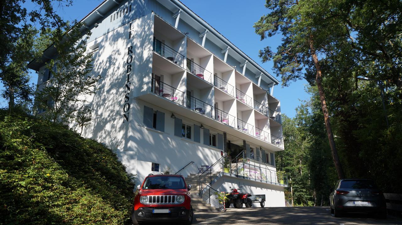 Hotel Robinson Auch Εξωτερικό φωτογραφία