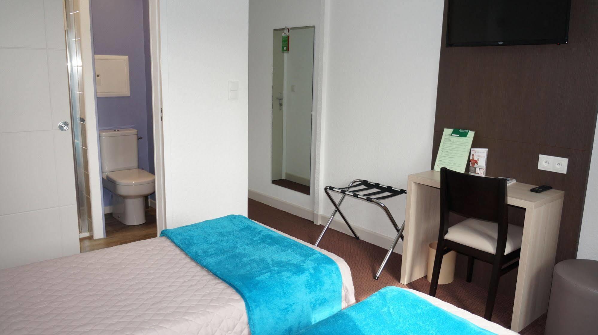 Hotel Robinson Auch Εξωτερικό φωτογραφία