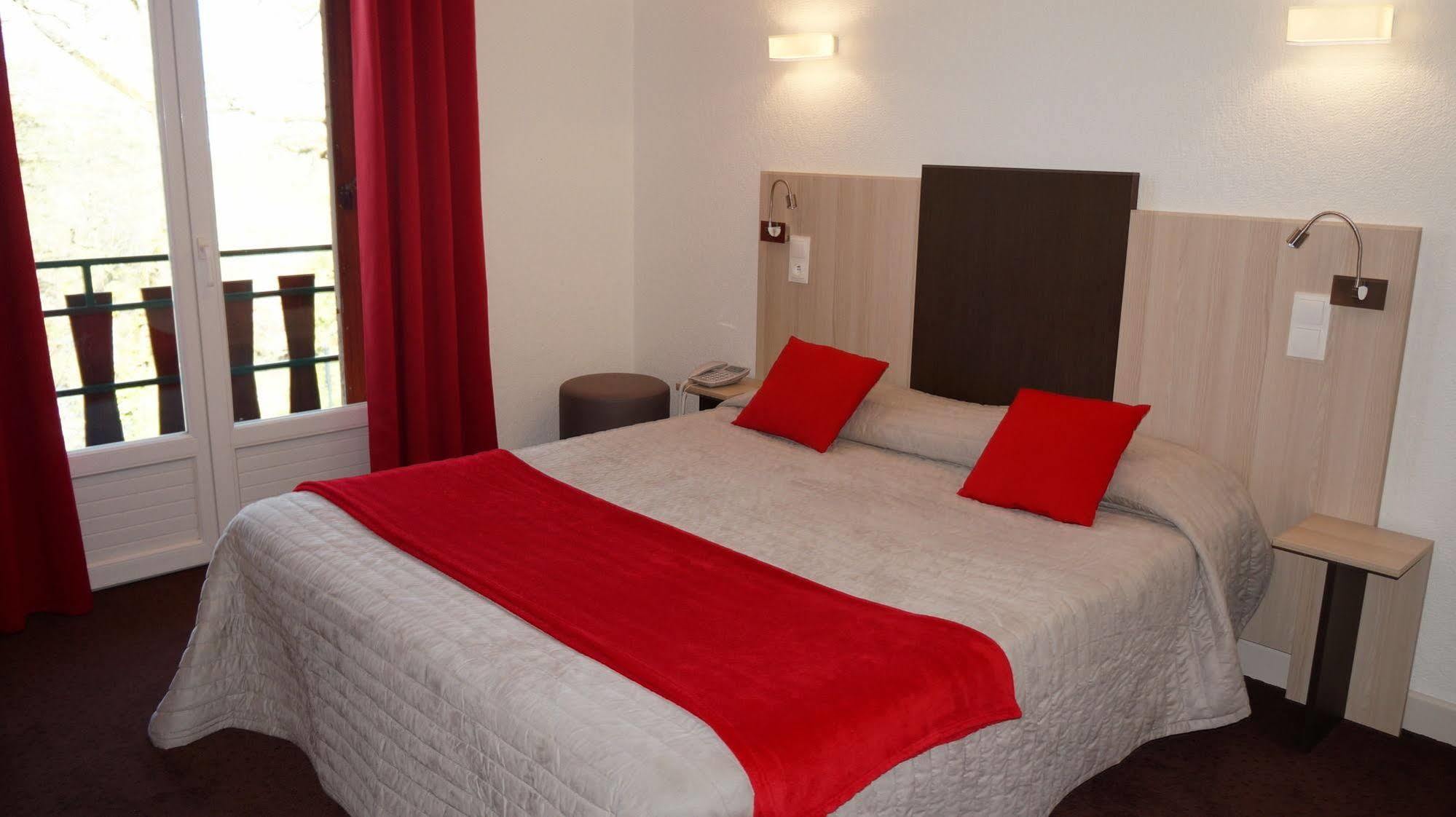 Hotel Robinson Auch Εξωτερικό φωτογραφία